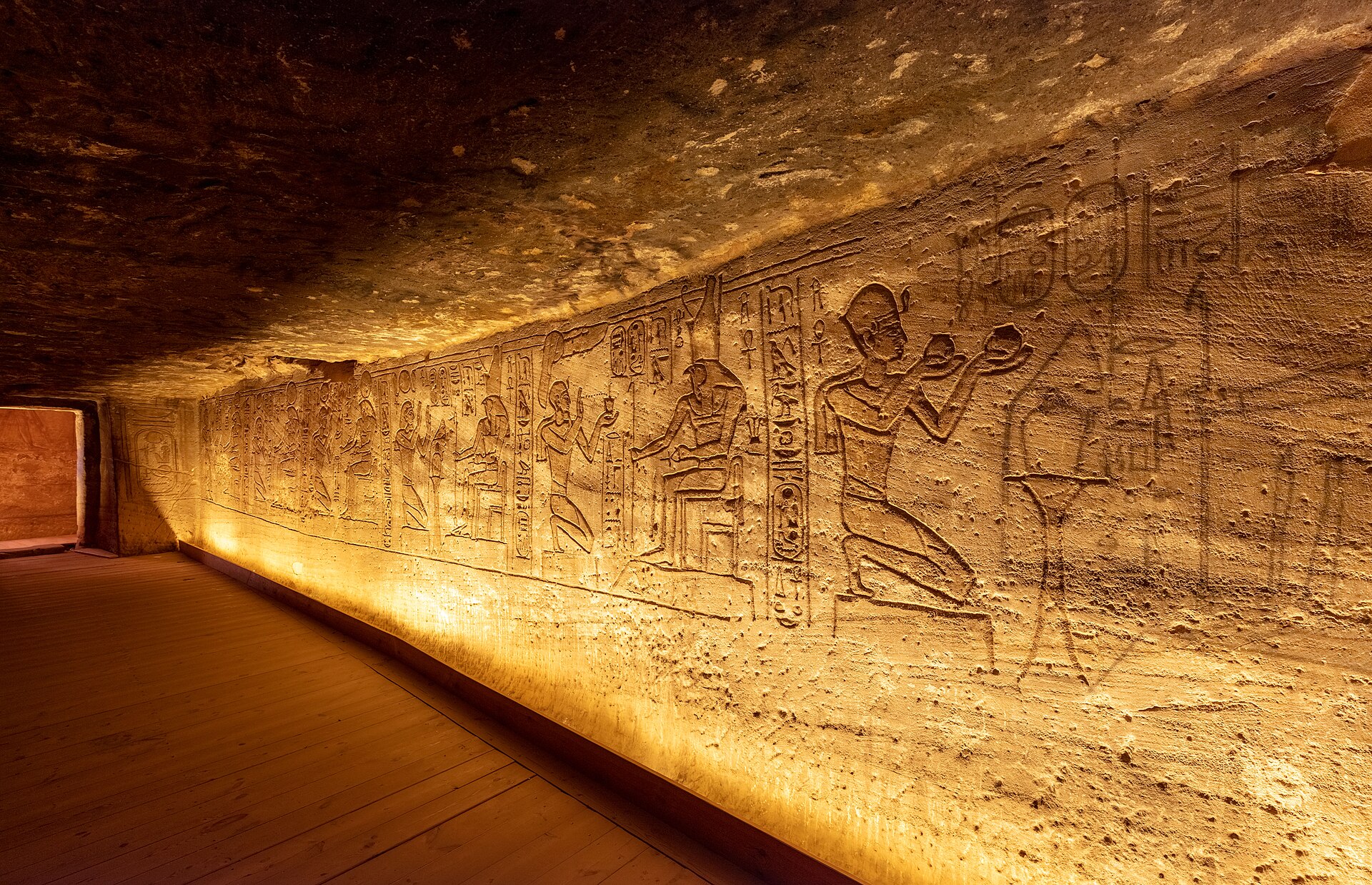 Twin colossal statues of Ramses II at Abu Simbel